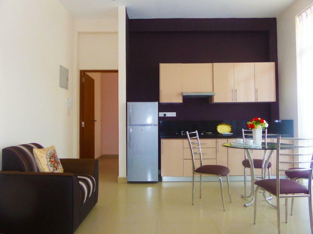 Vivas Residencies Luxury Apartments 拉维尼亚山 外观 照片